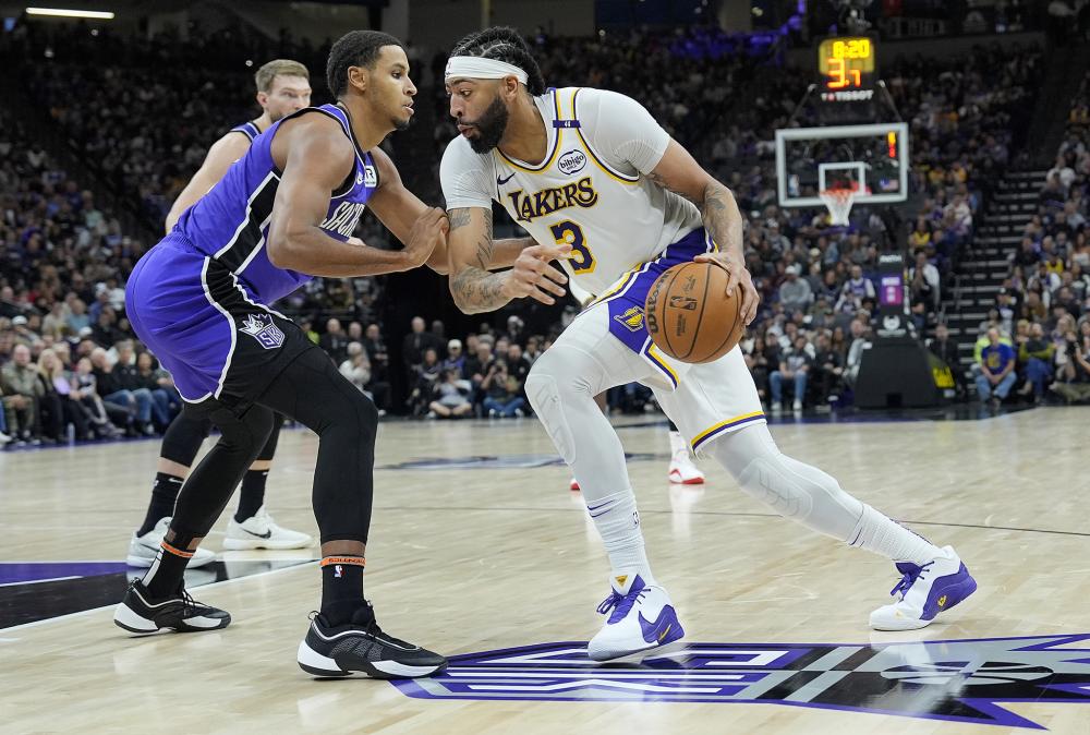 间里遭受了 间里遭受了