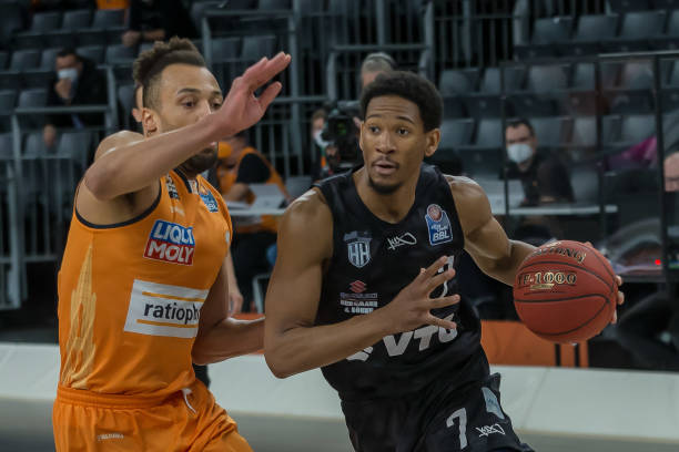 手加入巡演 手加入巡演